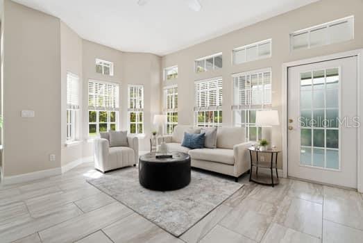 4415 AVENUE CANNES — photo 18