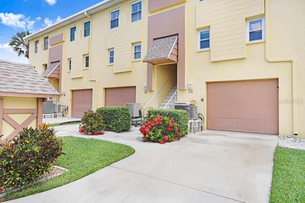 314 WINDRUSH BLVD #12 — photo 34