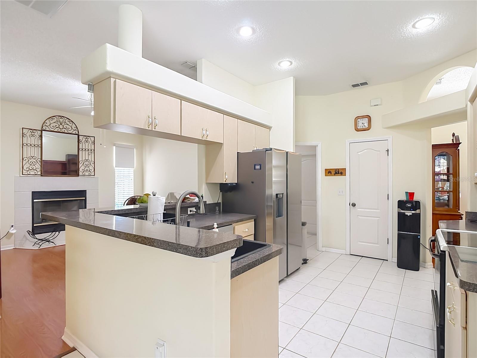 8338 HANDCART RD — photo 18