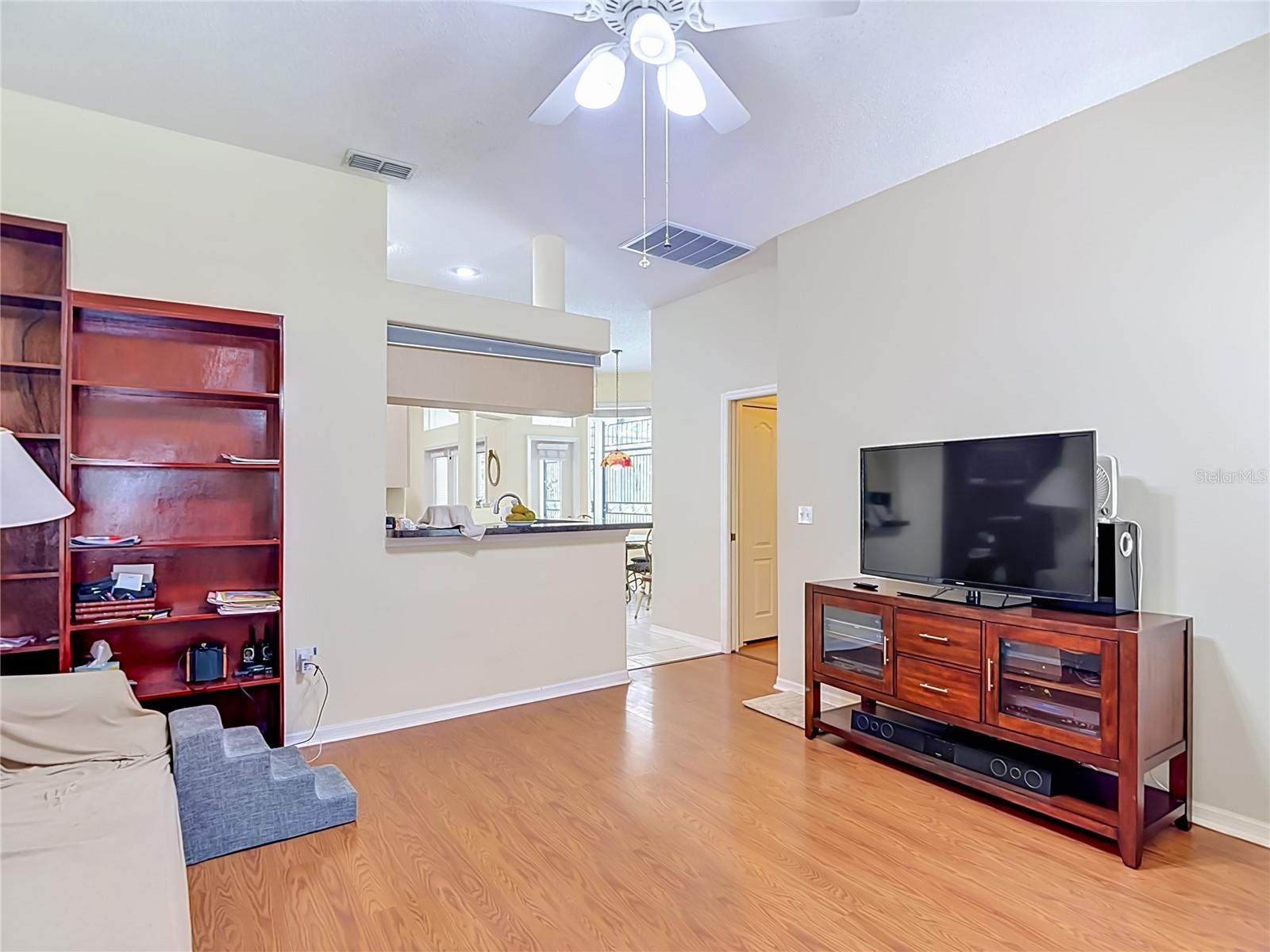 8338 HANDCART RD — photo 43