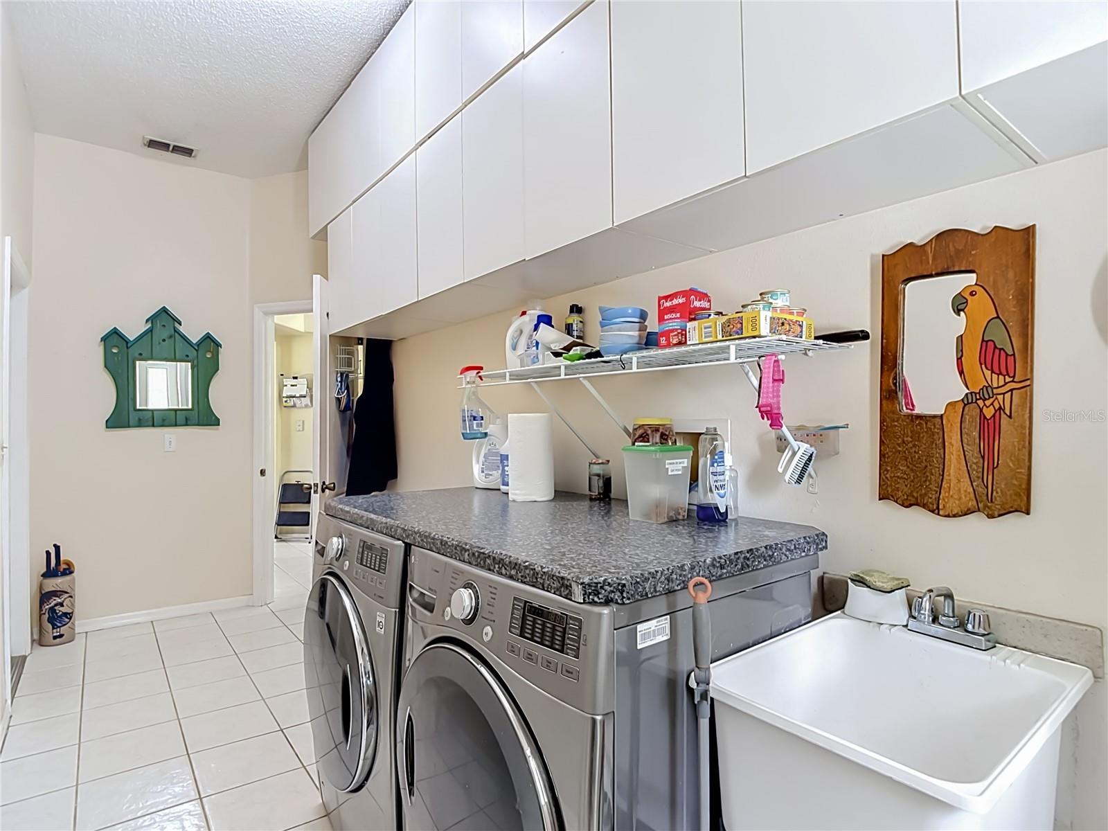 8338 HANDCART RD — photo 63