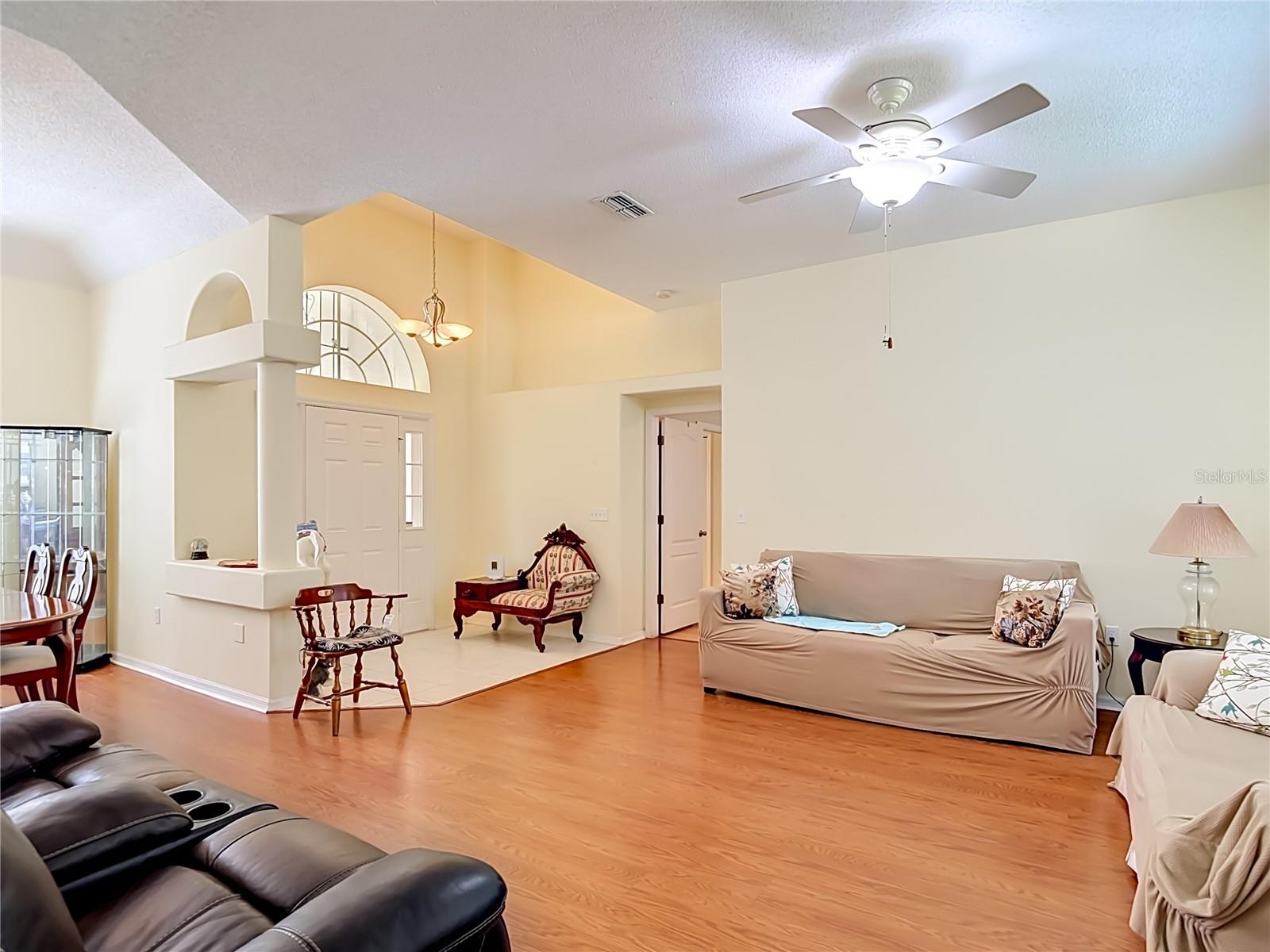 8338 HANDCART RD — photo 13