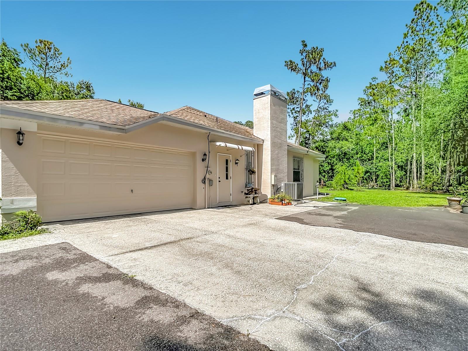 8338 HANDCART RD — photo 73
