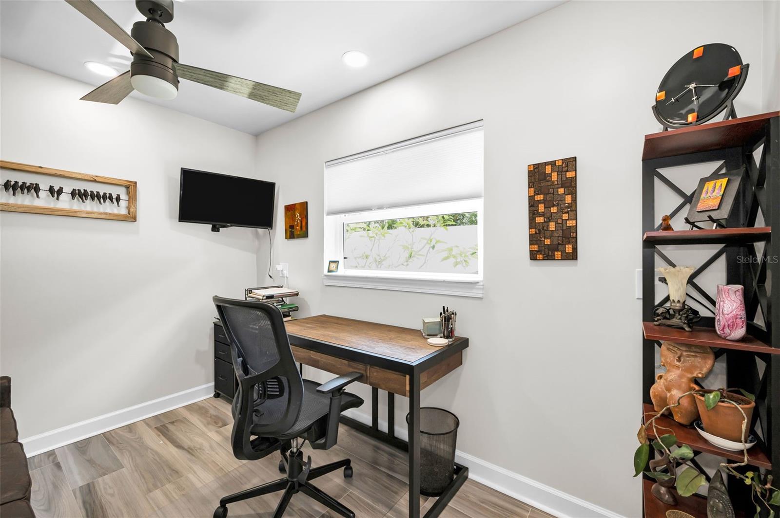 1620 SEA BREEZE DR — photo 38