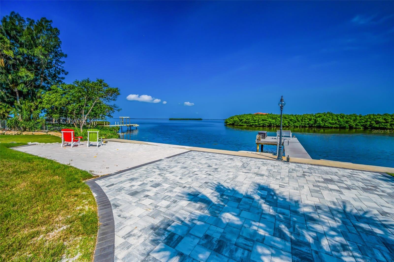 1620 SEA BREEZE DR — photo 89