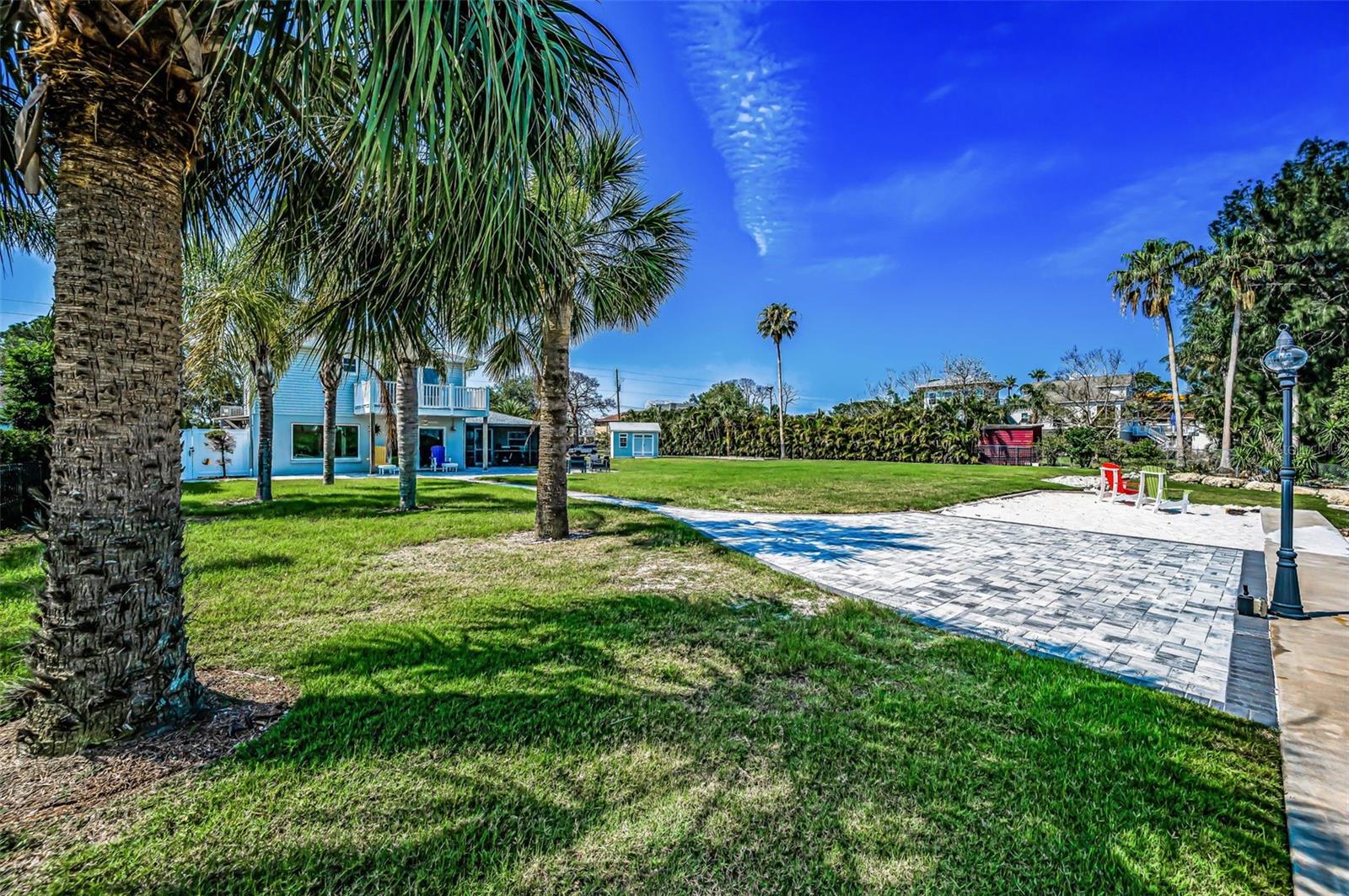 1620 SEA BREEZE DR — photo 92