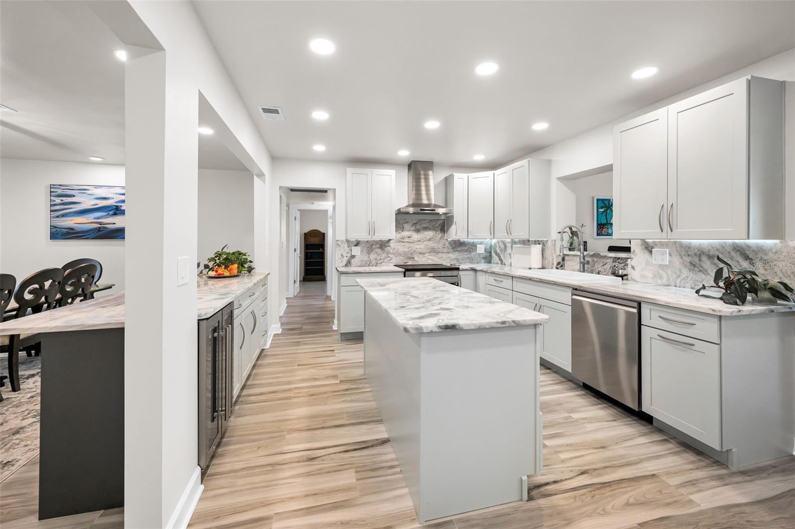 1620 SEA BREEZE DR — photo 19