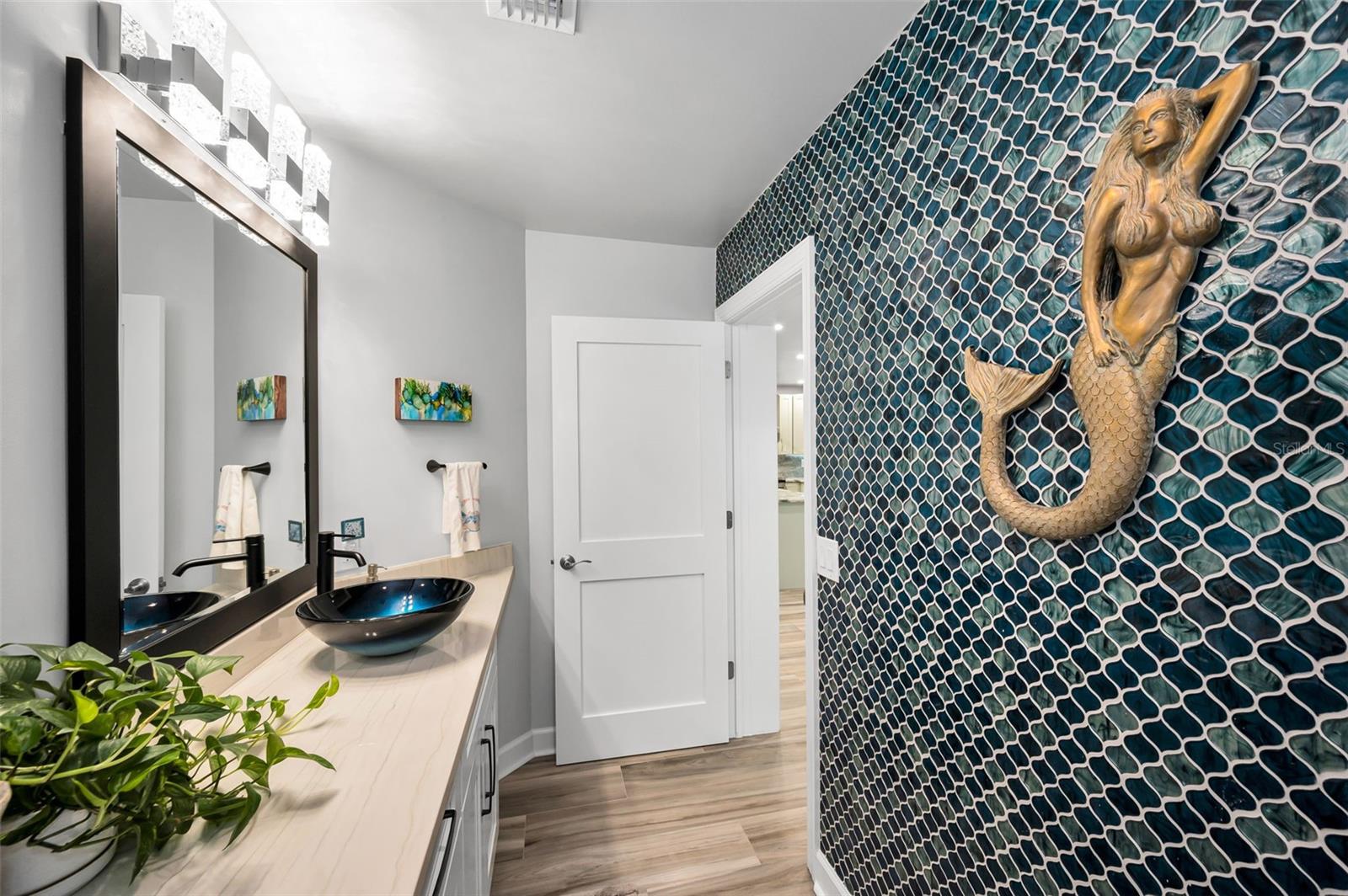 1620 SEA BREEZE DR — photo 41