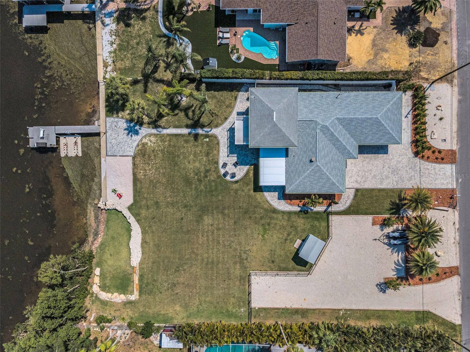 1620 SEA BREEZE DR — photo 88