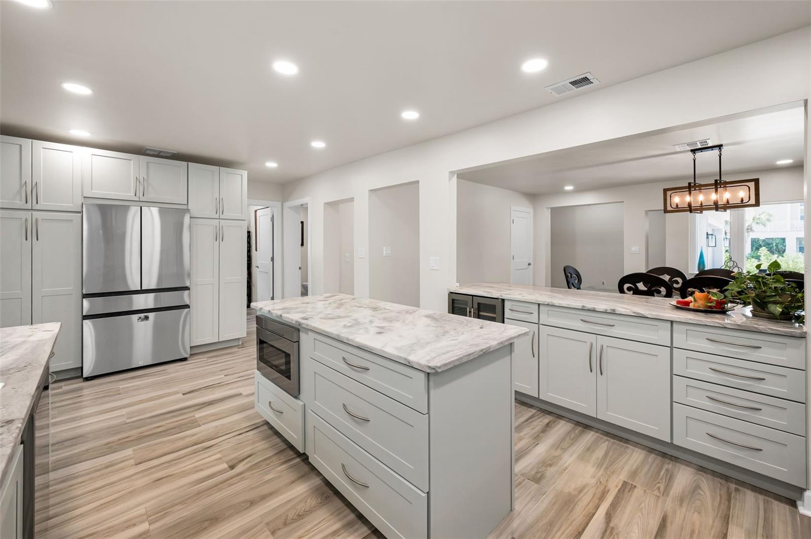 1620 SEA BREEZE DR — photo 25