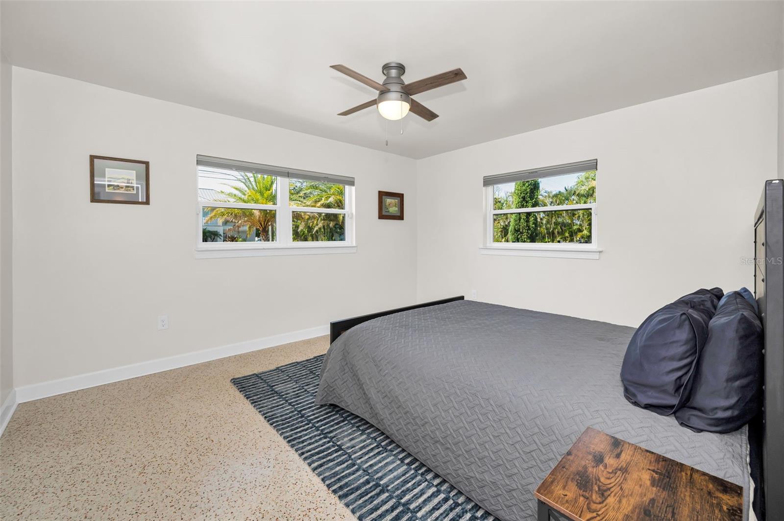 1620 SEA BREEZE DR — photo 43