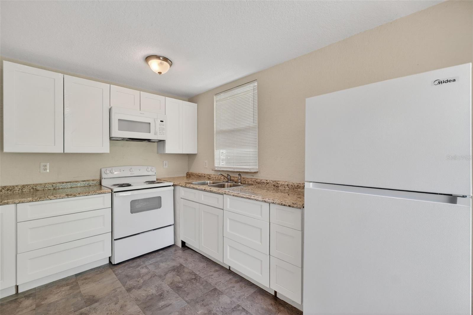4793 PLEASANT AVE — photo 14