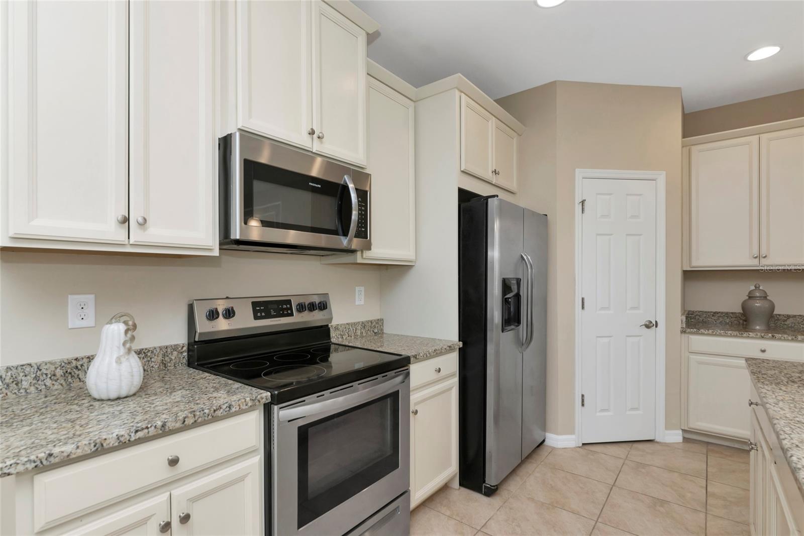4296 EXPEDITION WAY #104 — photo 15