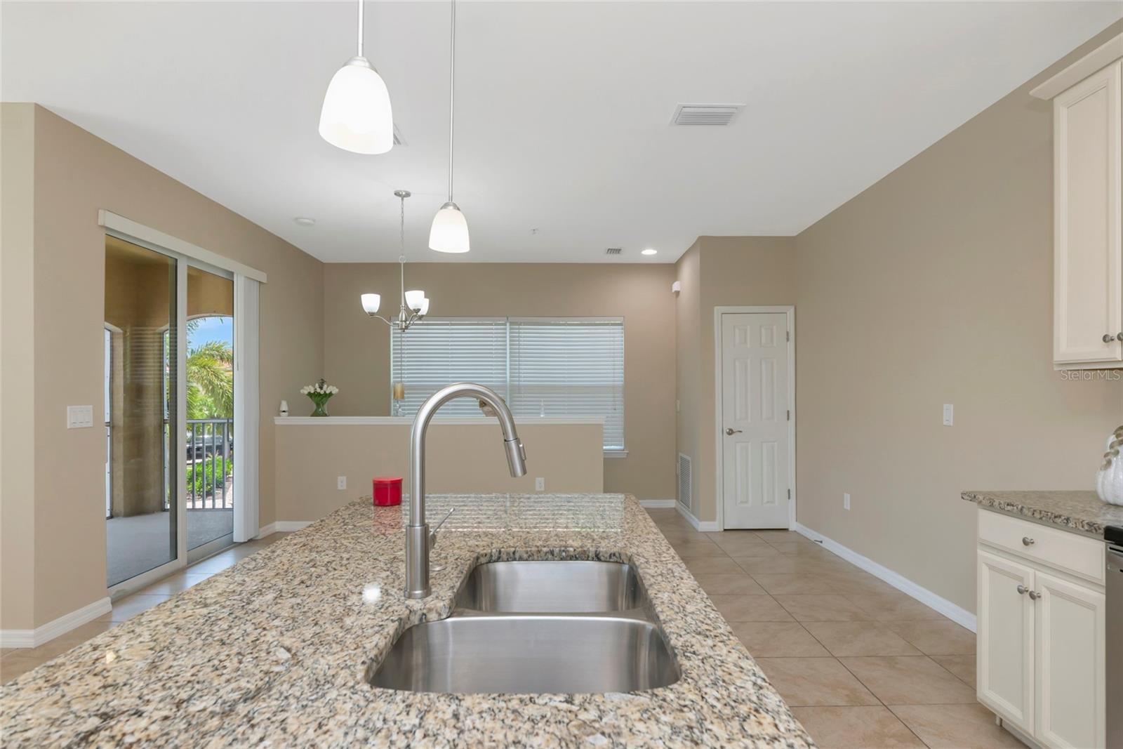 4296 EXPEDITION WAY #104 — photo 18