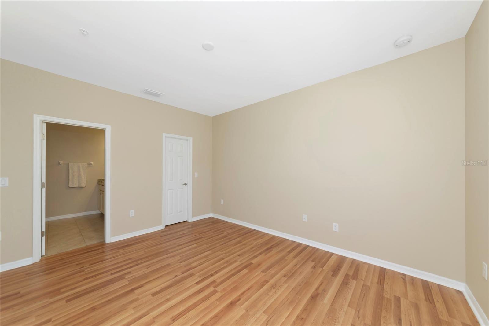 4296 EXPEDITION WAY #104 — photo 23