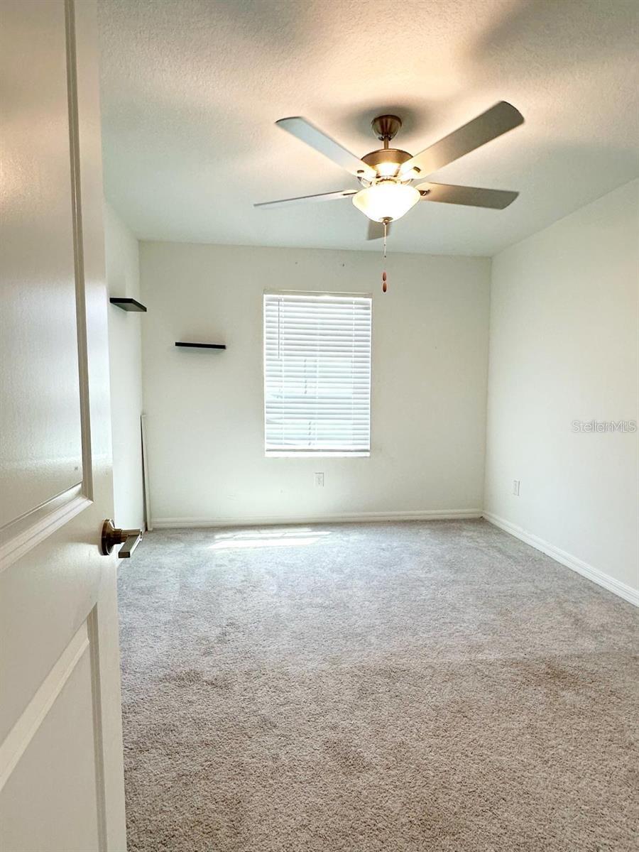 8239 CRESCENT OAKS DR — photo 17