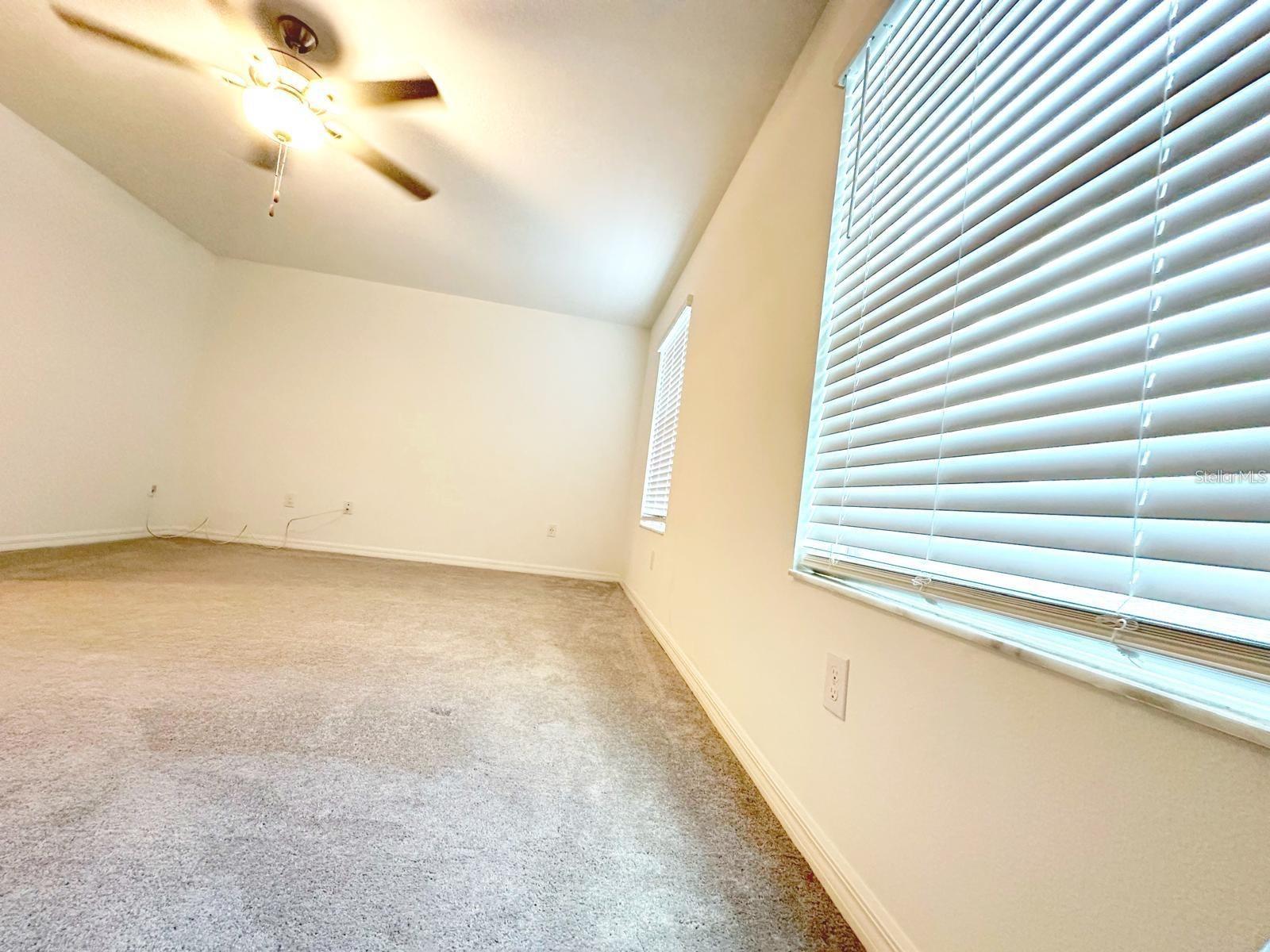 8239 CRESCENT OAKS DR — photo 14