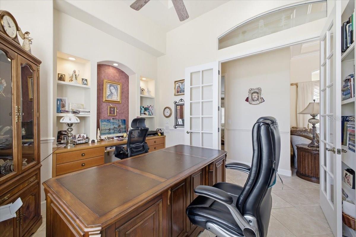 2309 LITTLE COUNTRY RD — photo 35