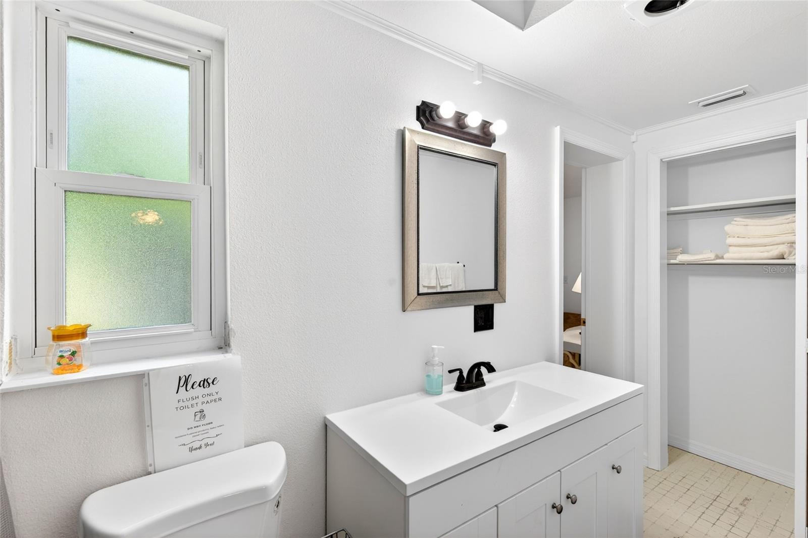 16206 SEA PINES DR — photo 28
