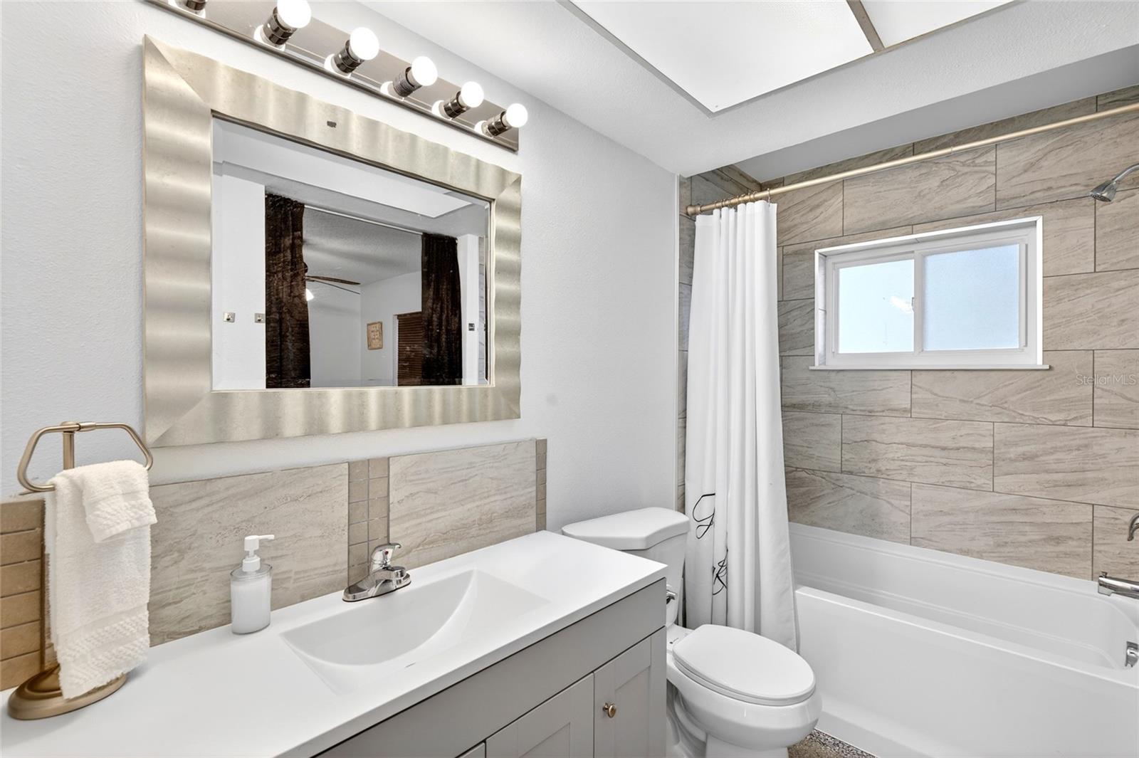 16206 SEA PINES DR — photo 24