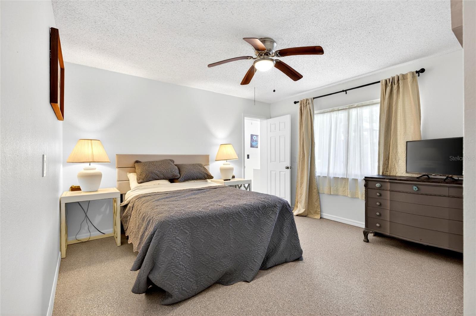 16206 SEA PINES DR — photo 32