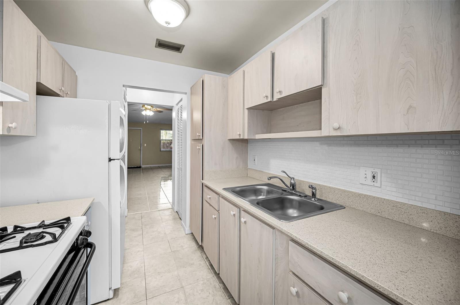 5750 80TH ST N #D101 — photo 10