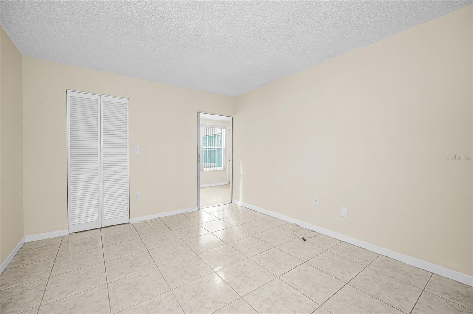 5750 80TH ST N #D101 — photo 17