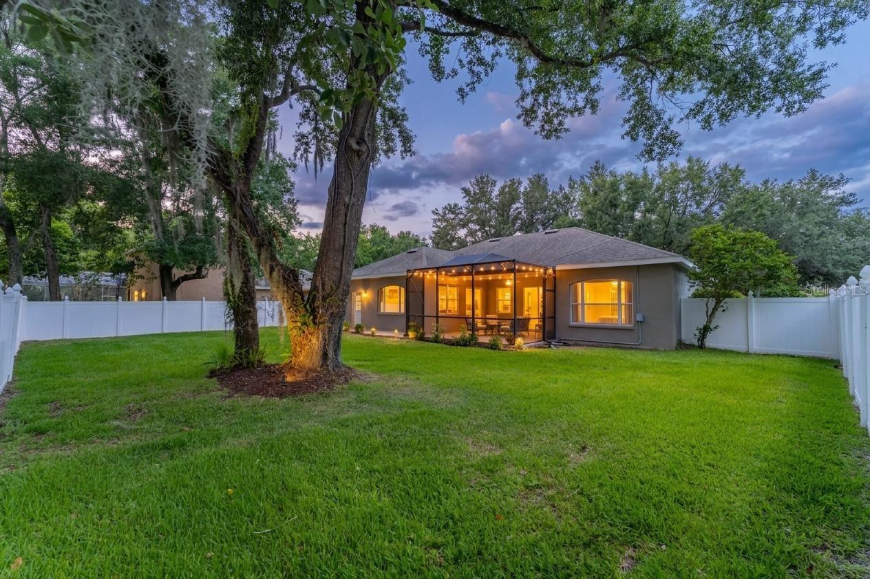 15211 MERLINGLEN PL — photo 31