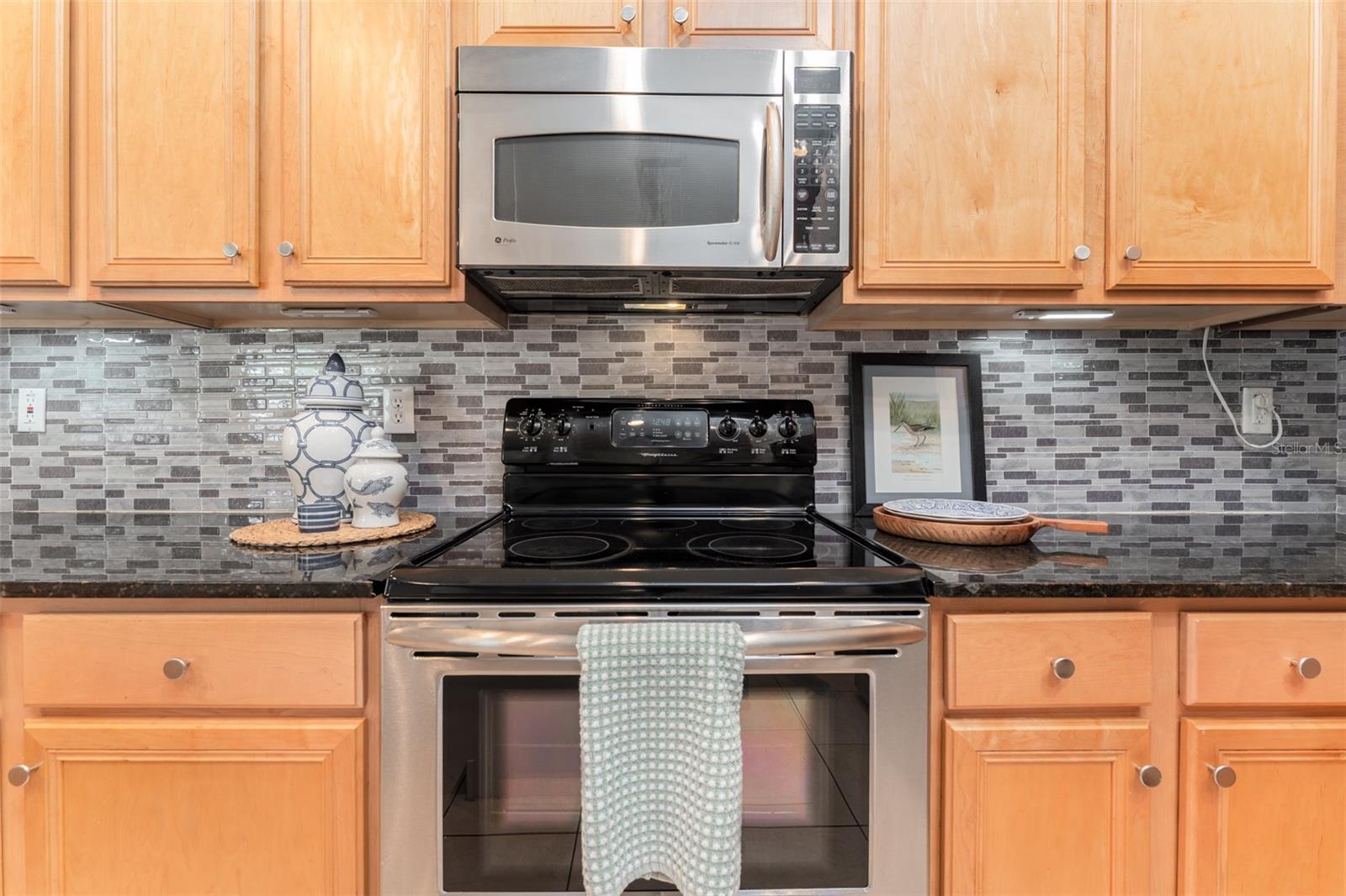 15211 MERLINGLEN PL — photo 14