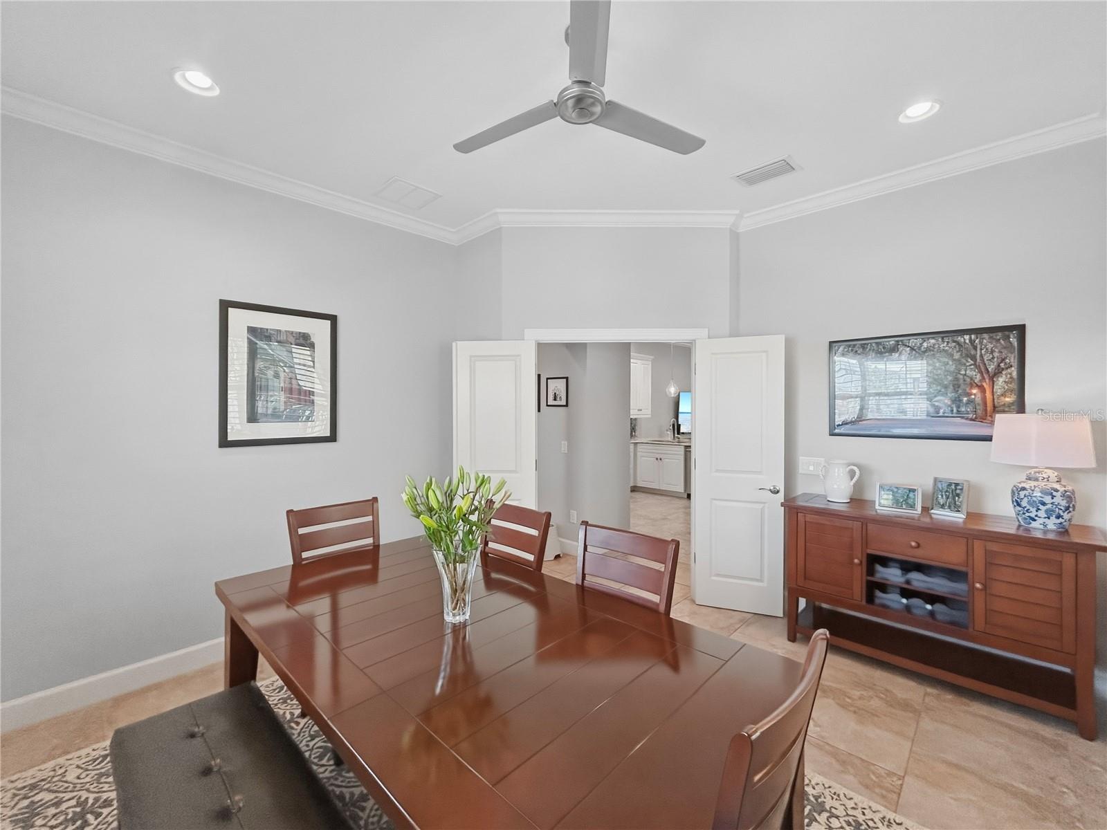 3137 MOORINGS DR S — photo 18
