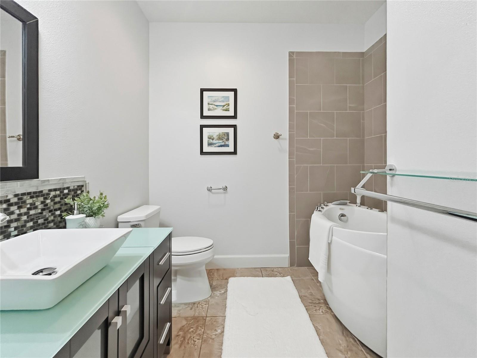 3137 MOORINGS DR S — photo 34