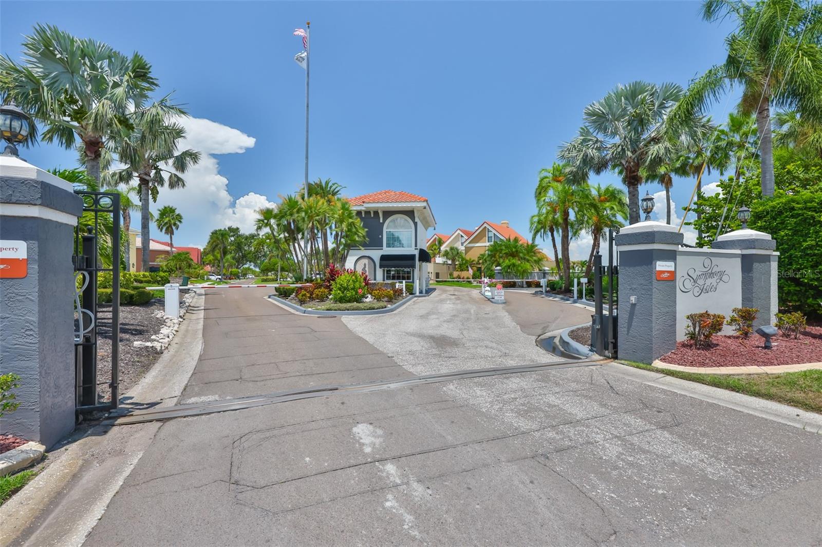 831 SYMPHONY ISLES BLVD — photo 65