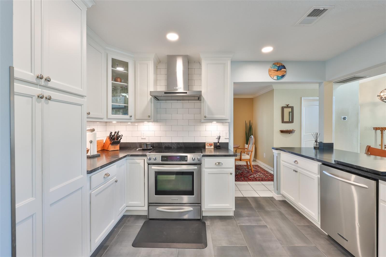 831 SYMPHONY ISLES BLVD — photo 13