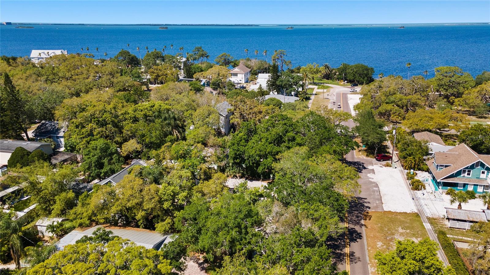 515 CRYSTAL BEACH AVE — photo 47