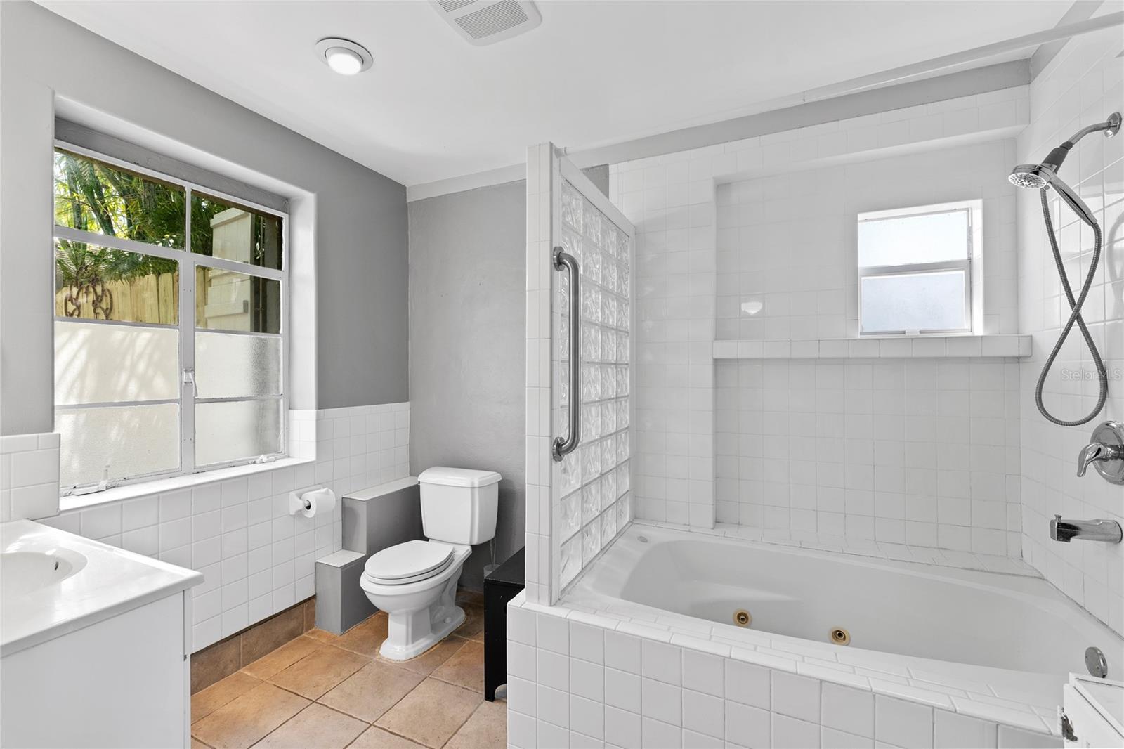 515 CRYSTAL BEACH AVE — photo 32