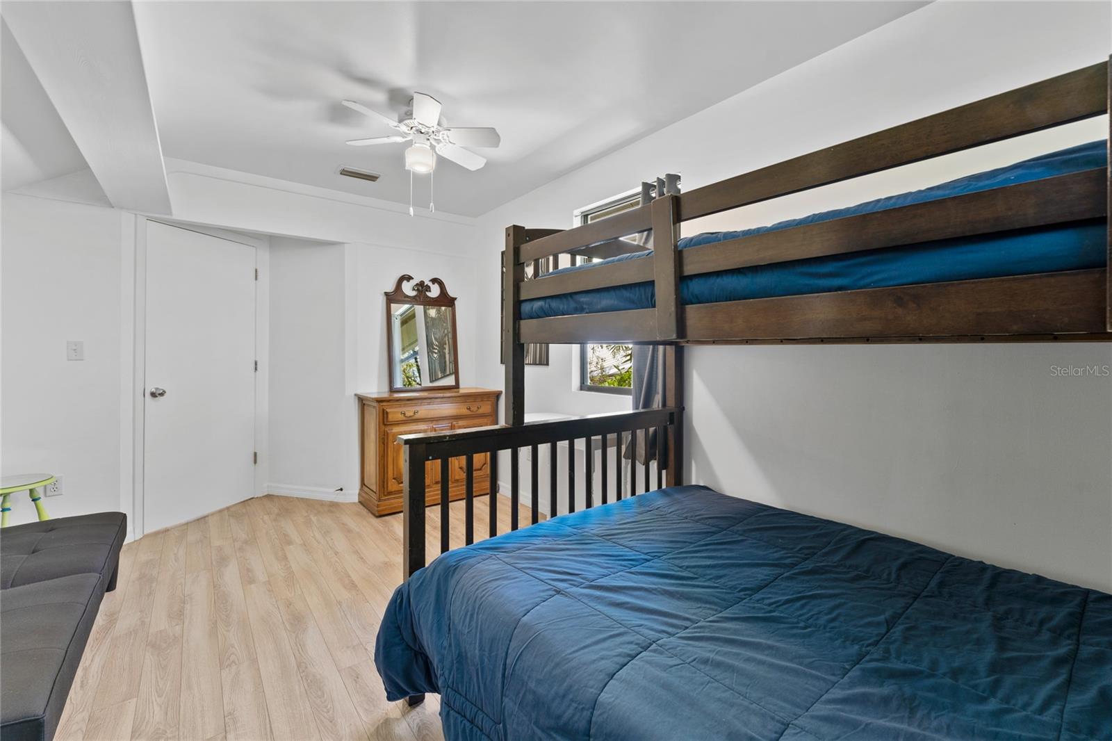 515 CRYSTAL BEACH AVE — photo 36