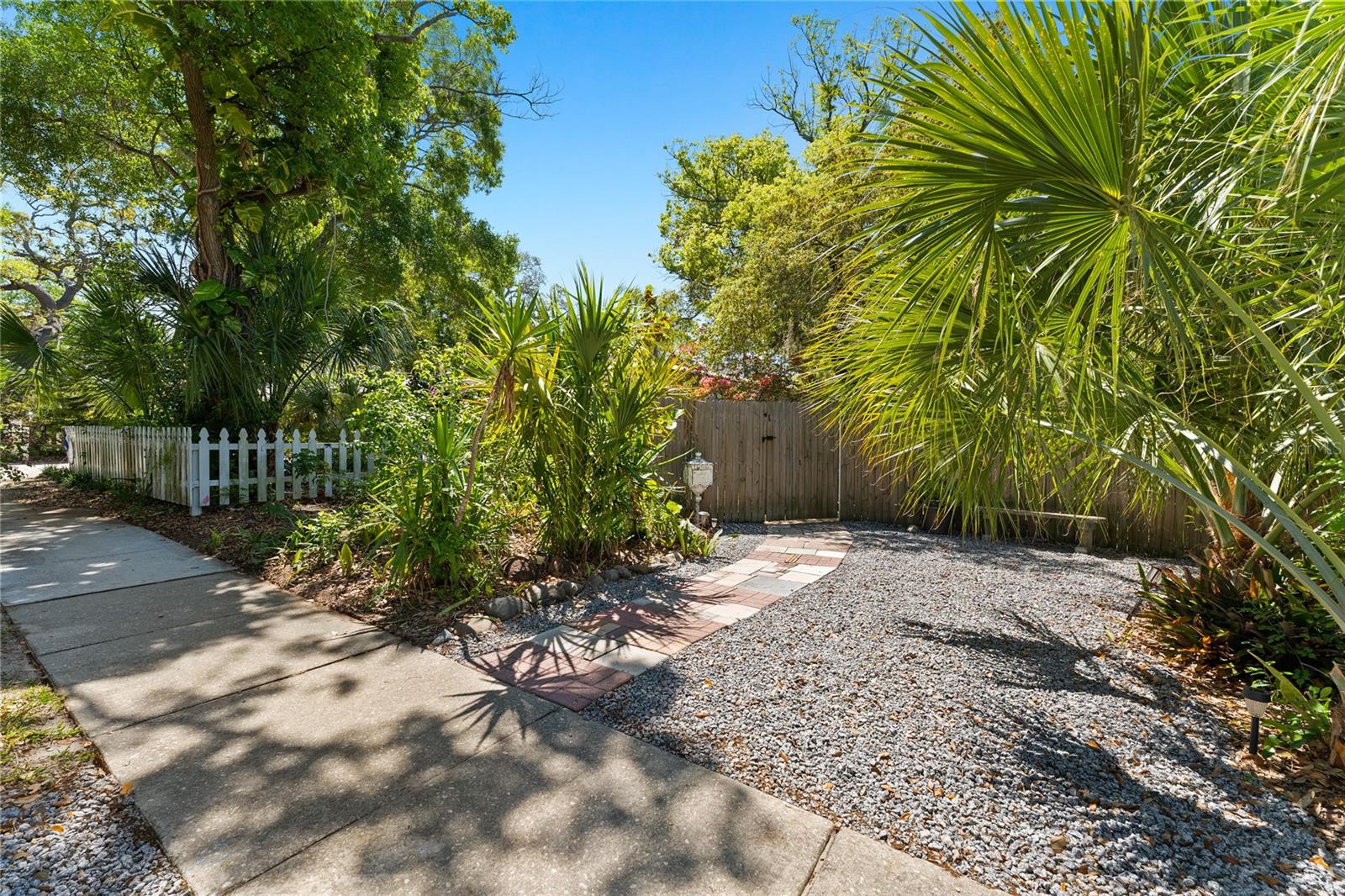 515 CRYSTAL BEACH AVE — photo 46