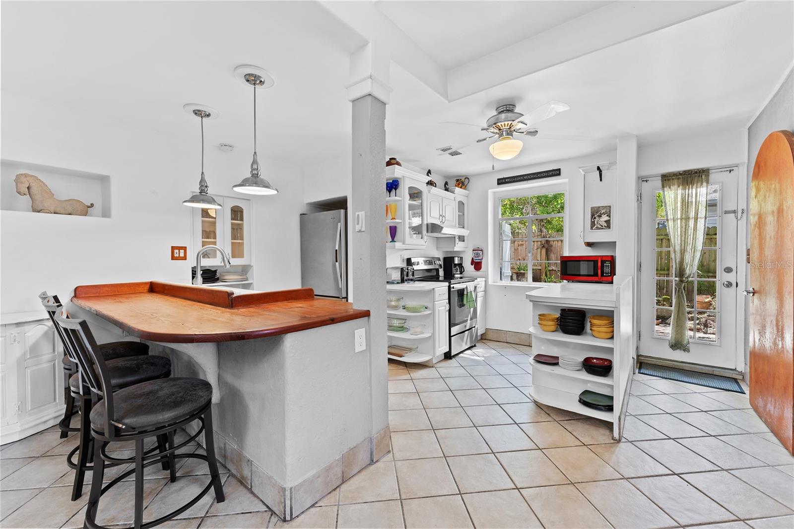 515 CRYSTAL BEACH AVE — photo 2