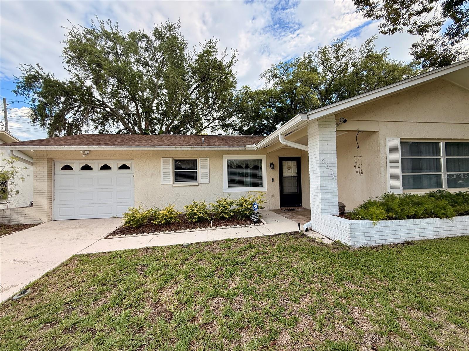 8634 WINDING WOOD DR — photo 12