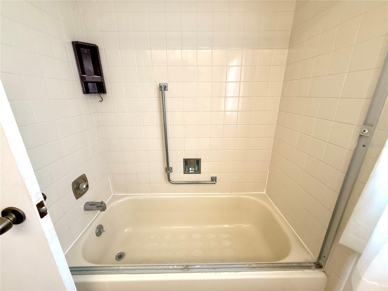 8634 WINDING WOOD DR — photo 25