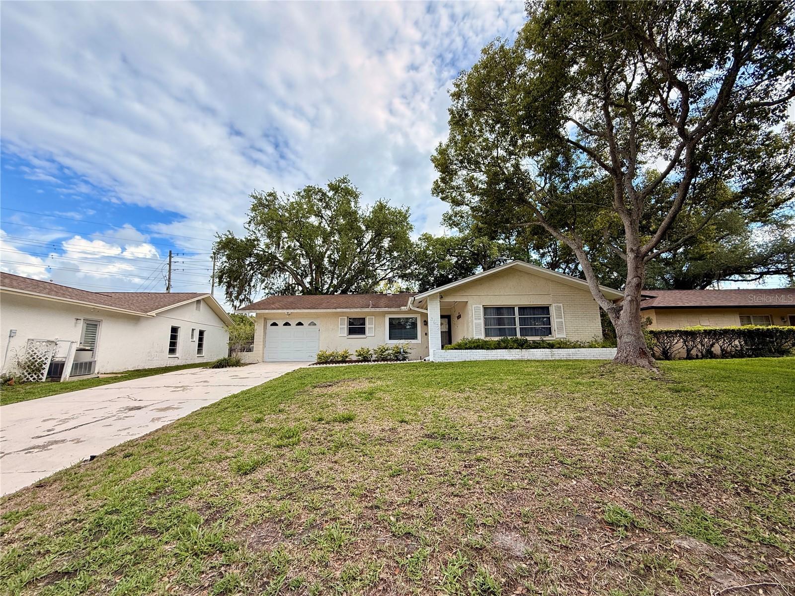8634 WINDING WOOD DR — photo 9