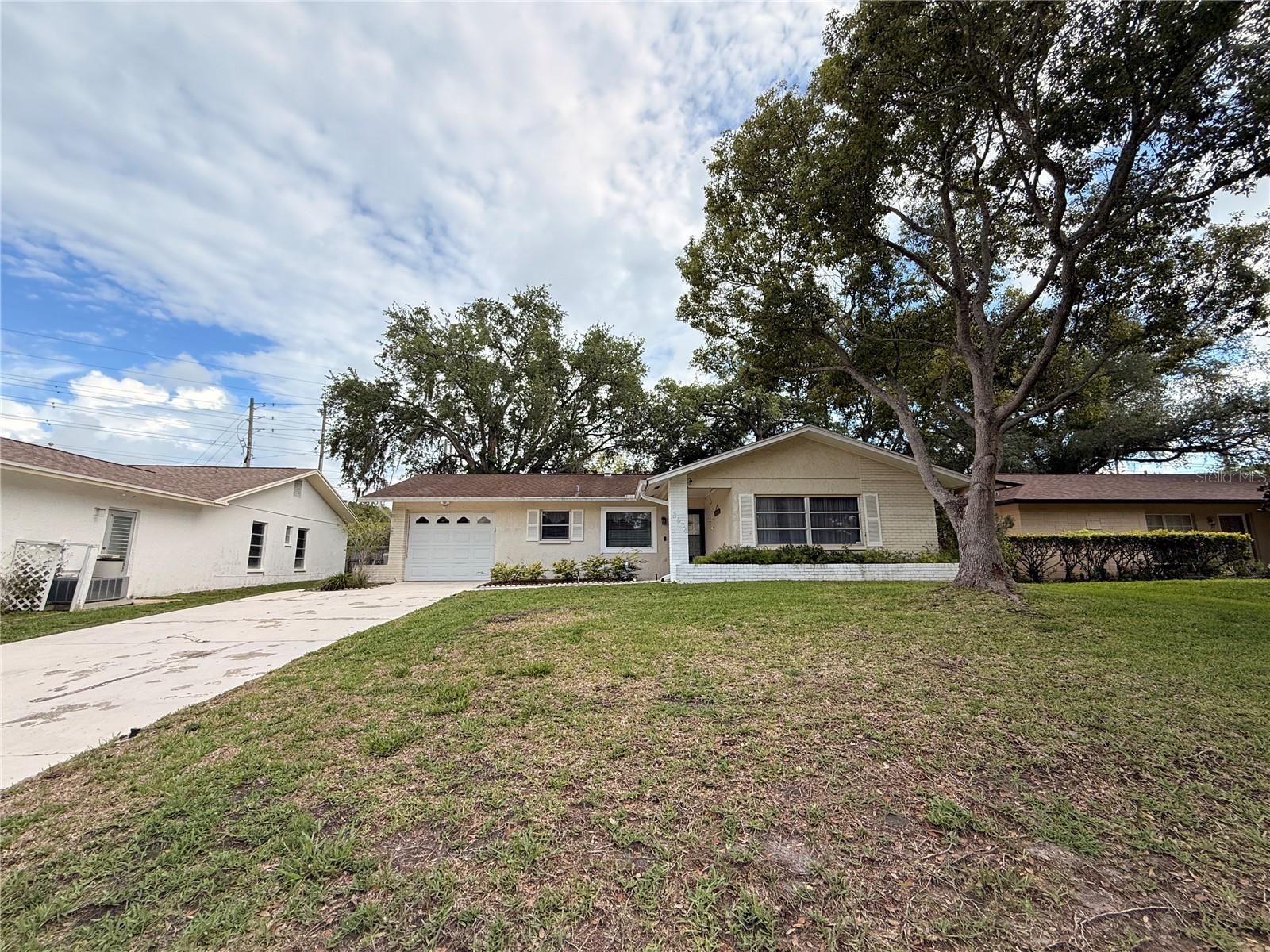 8634 WINDING WOOD DR — photo 38