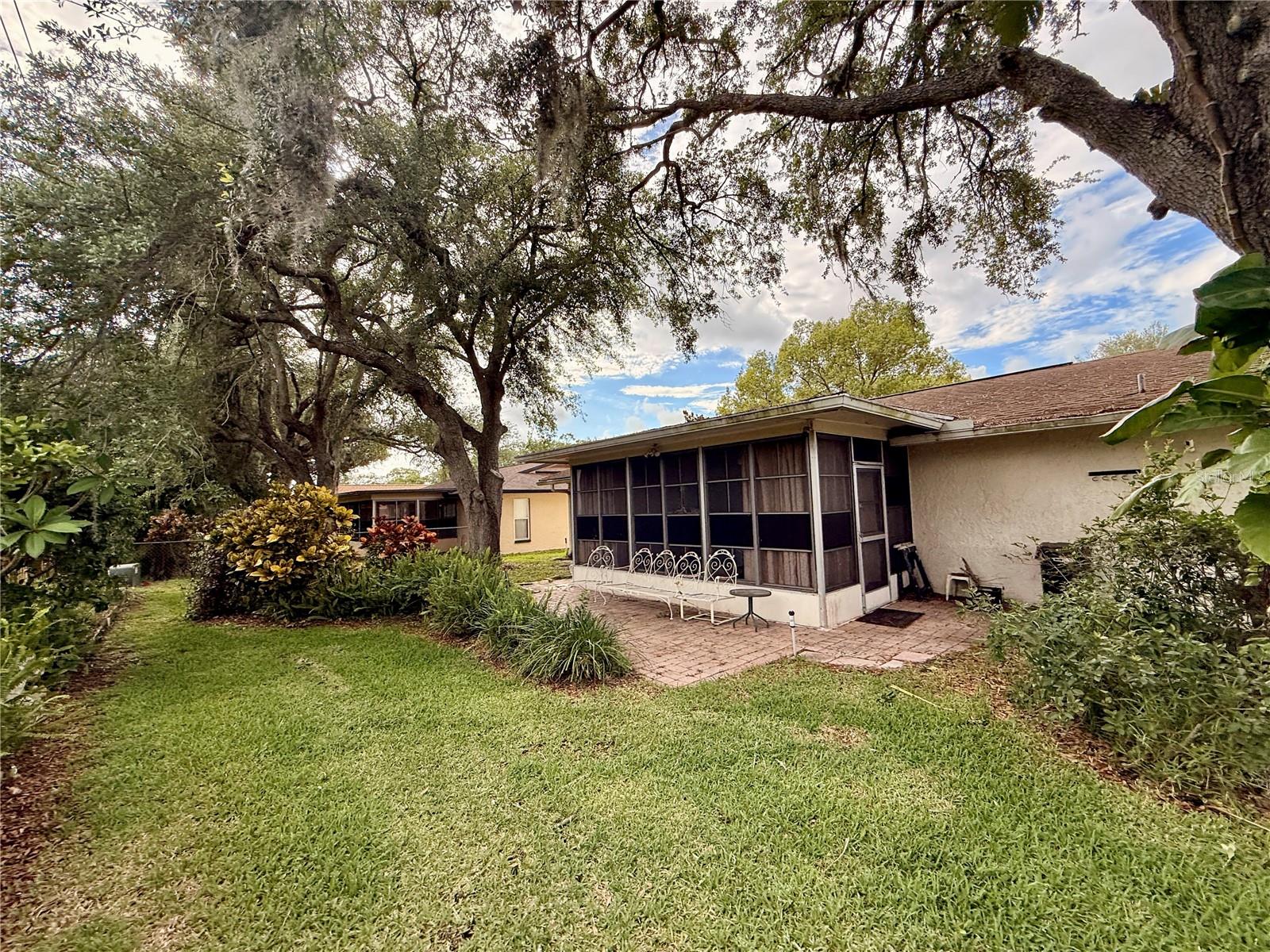 8634 WINDING WOOD DR — photo 37