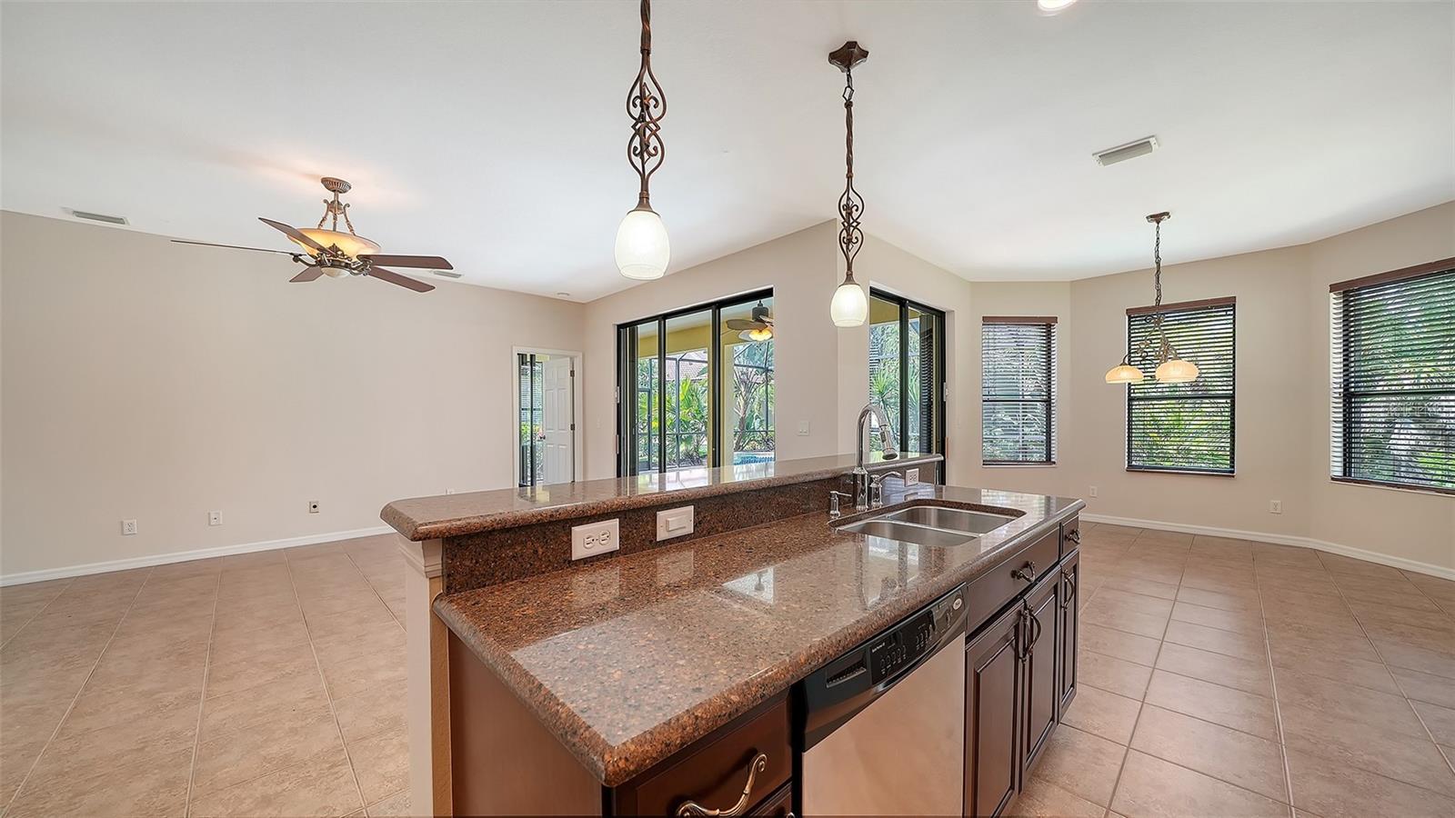 20541 CAPELLO DR — photo 17