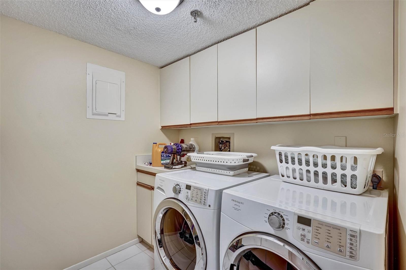 4570 PINEBROOK CIRCLE CIR #404 — photo 28