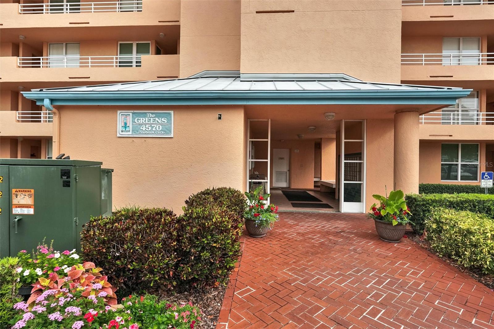 4570 PINEBROOK CIRCLE CIR #404 — photo 4