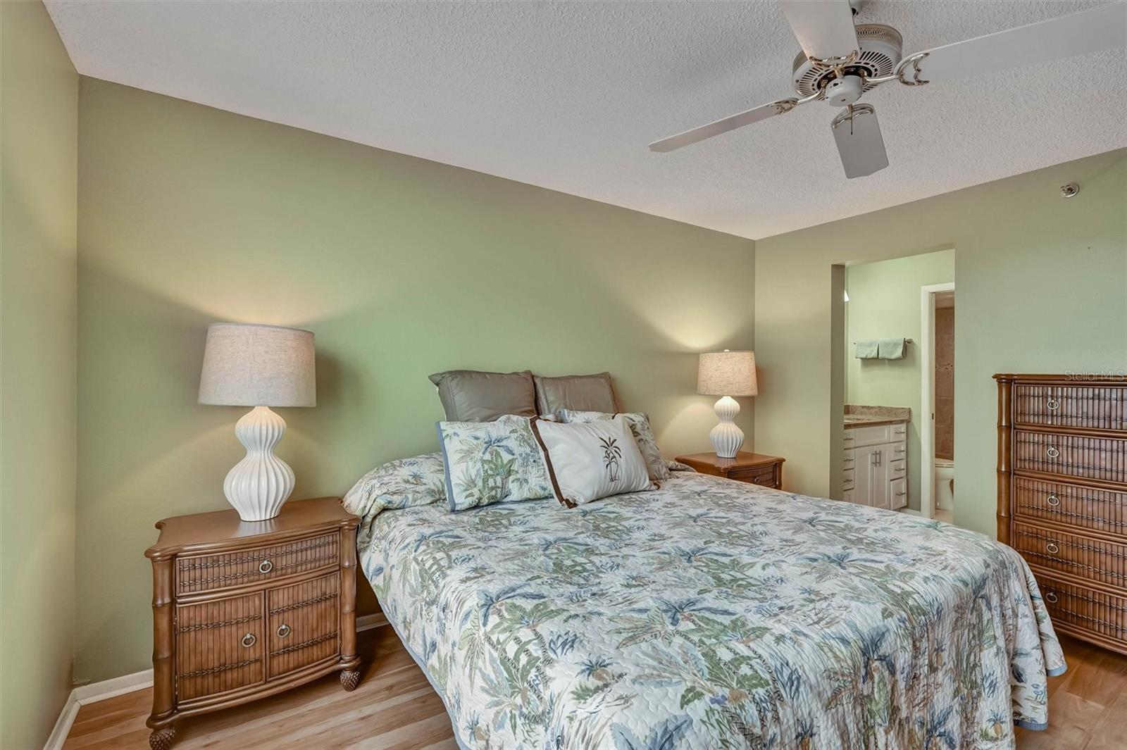 4570 PINEBROOK CIRCLE CIR #404 — photo 30