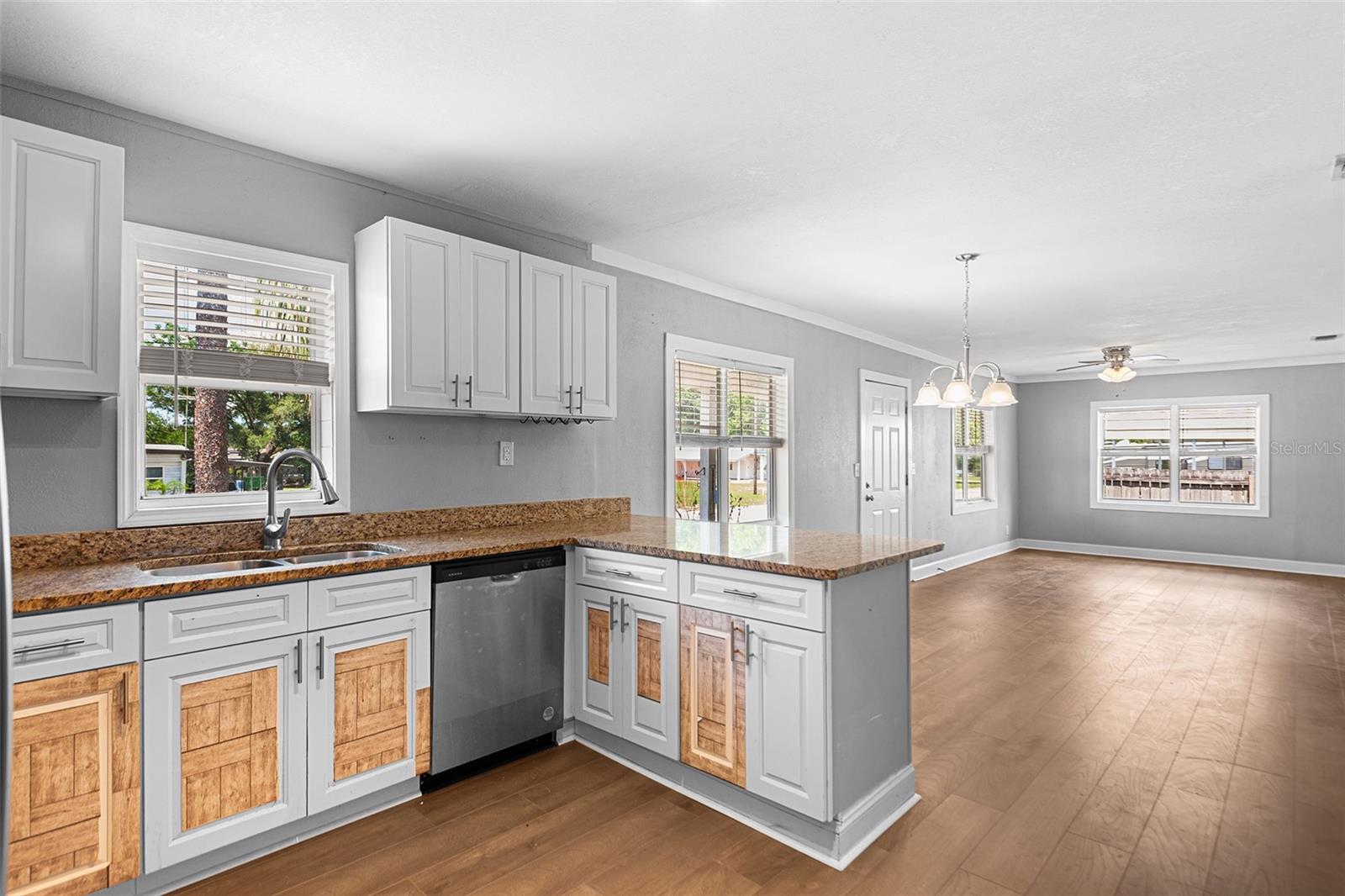39014 KIRKLAND DR — photo 7
