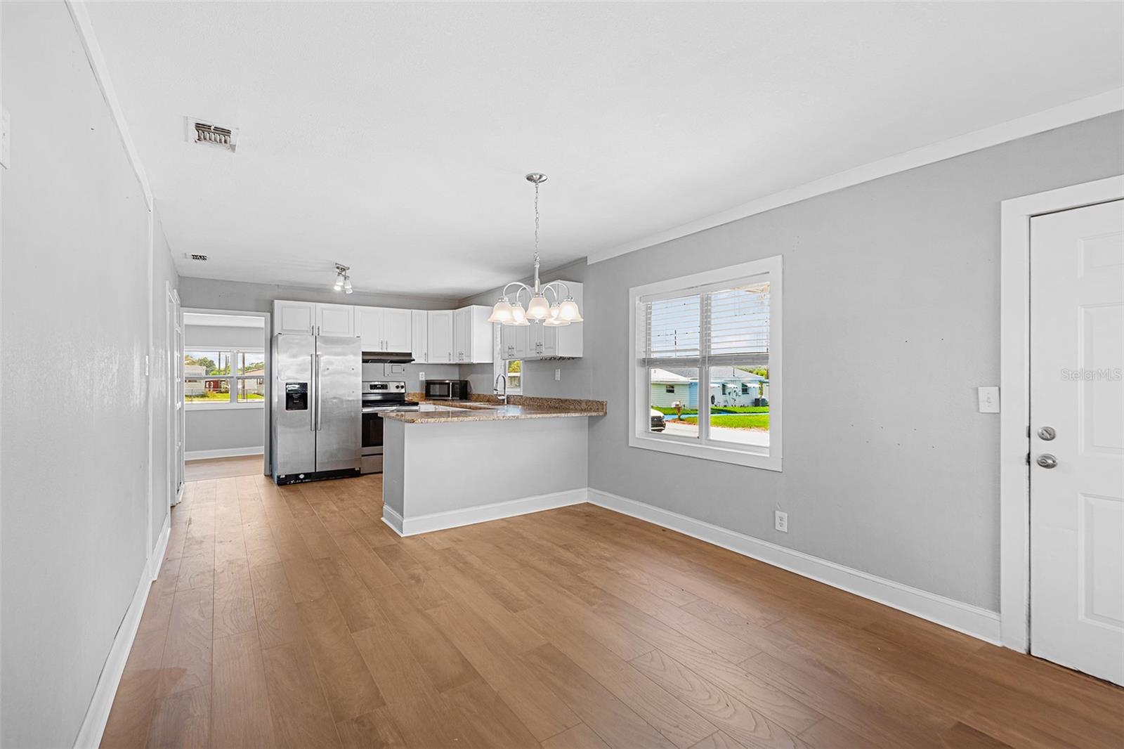 39014 KIRKLAND DR — photo 9