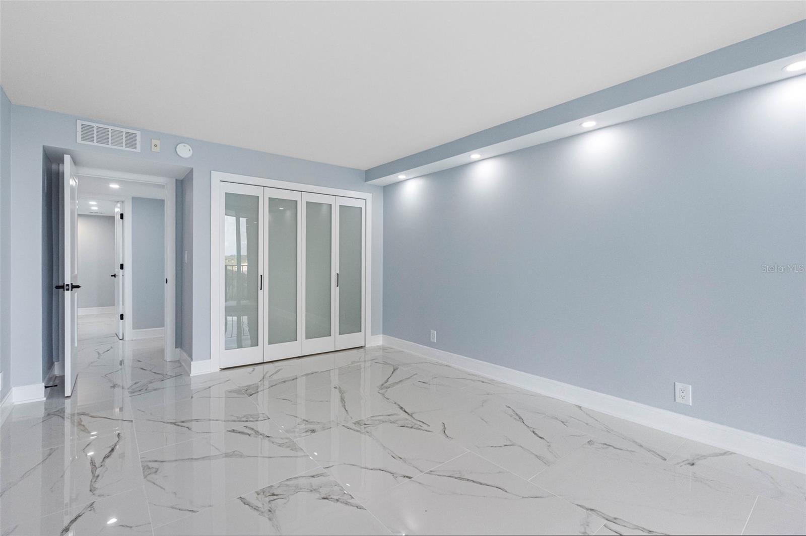 1400 GULF BLVD #409 — photo 39